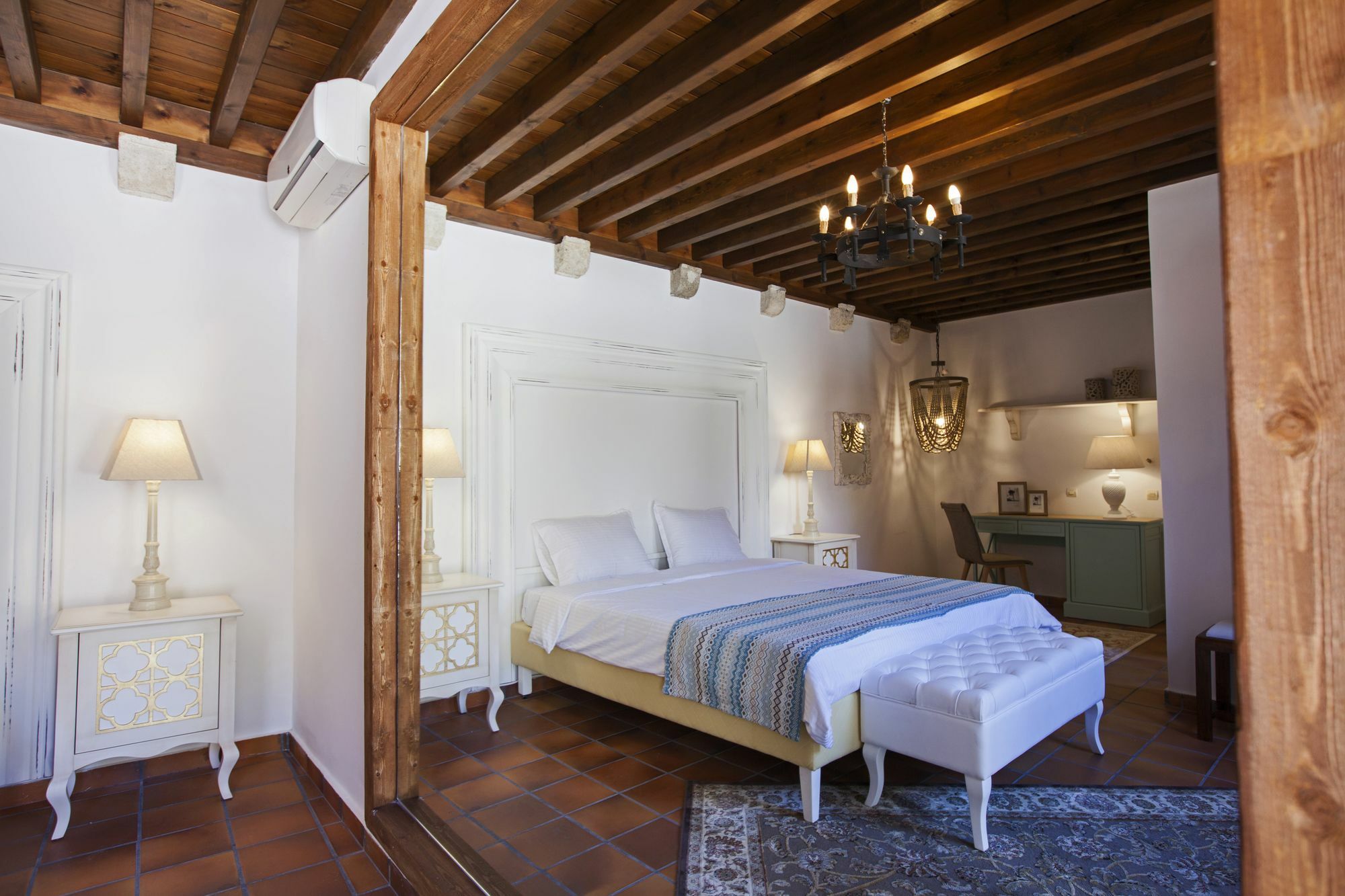 Saint Artemios Hotel And Oriental Suites Rhodes City Exterior foto